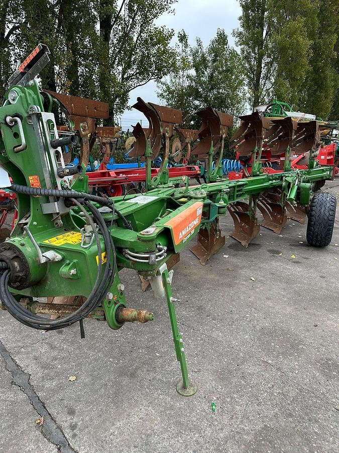 200V 6-Schar Pflug  1