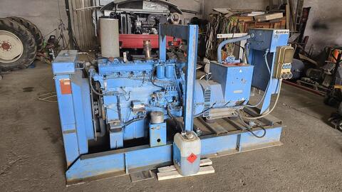 Sonstige B0140DB kVA mit Mercedes Benz OM447A Motor