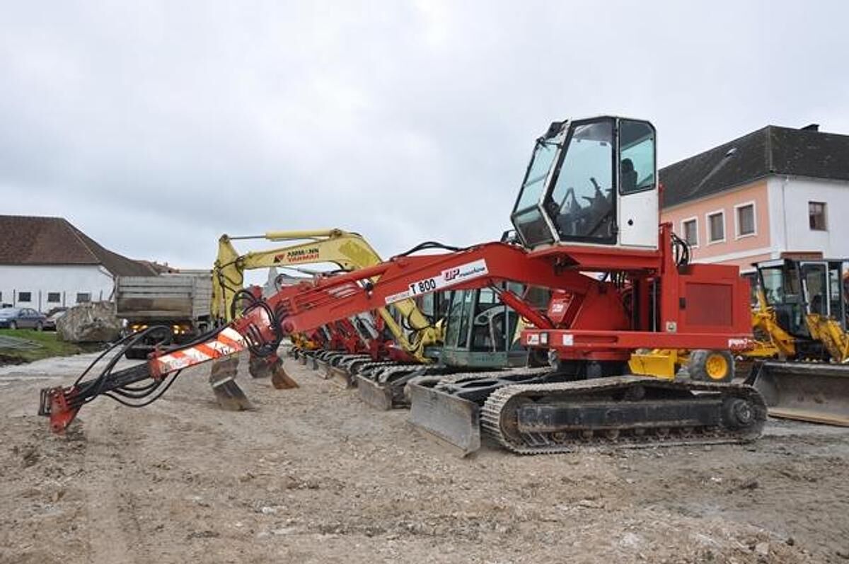 T800 Umschlagbagger 2