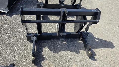 BIG Adapter Manitou auf Dreipunkt Aufnahme