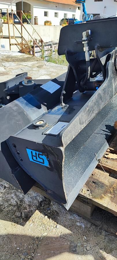 hydraulischer Böschungslöffel 1
