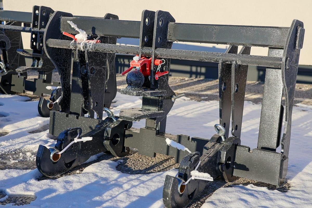 Adapter Merlo ZM2 auf Dreipunkt Aufnahme mit K80 1