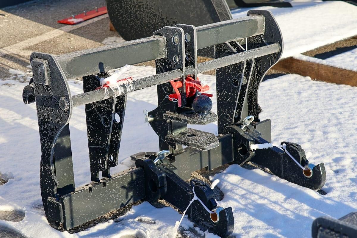 Adapter Merlo ZM2 auf Dreipunkt Aufnahme mit K80 2