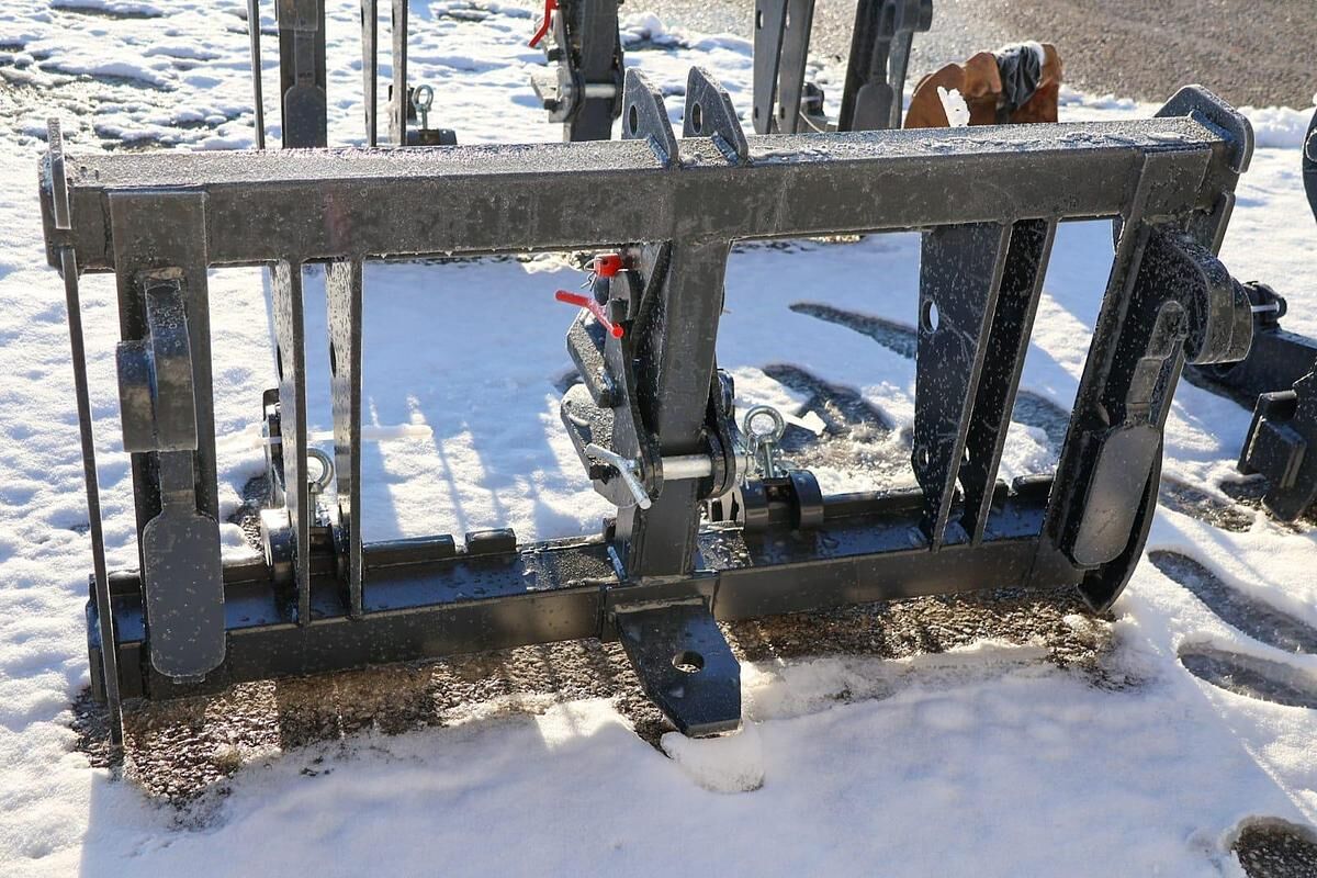 Adapter Merlo ZM2 auf Dreipunkt Aufnahme mit K80 3