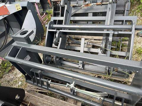 Sonstige John Deere Adapter pass. zu Euro Aufnahme