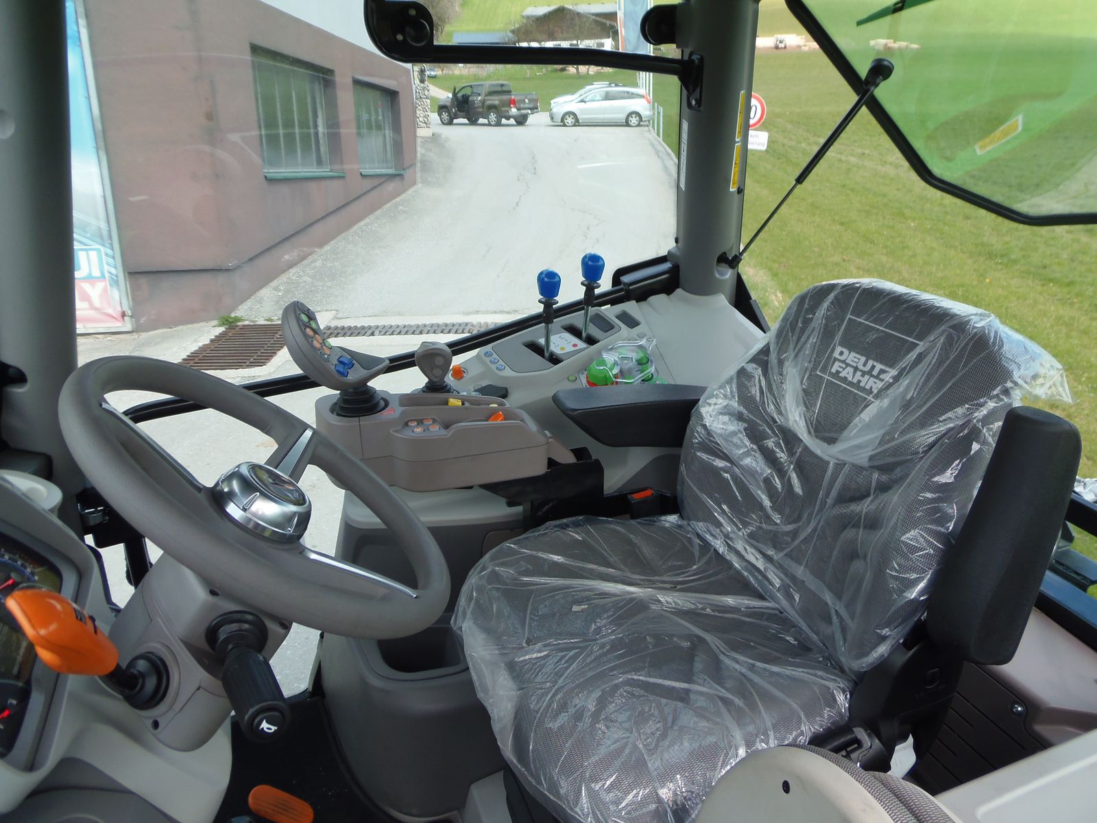 Deutz Fahr 6125 C TTV 2