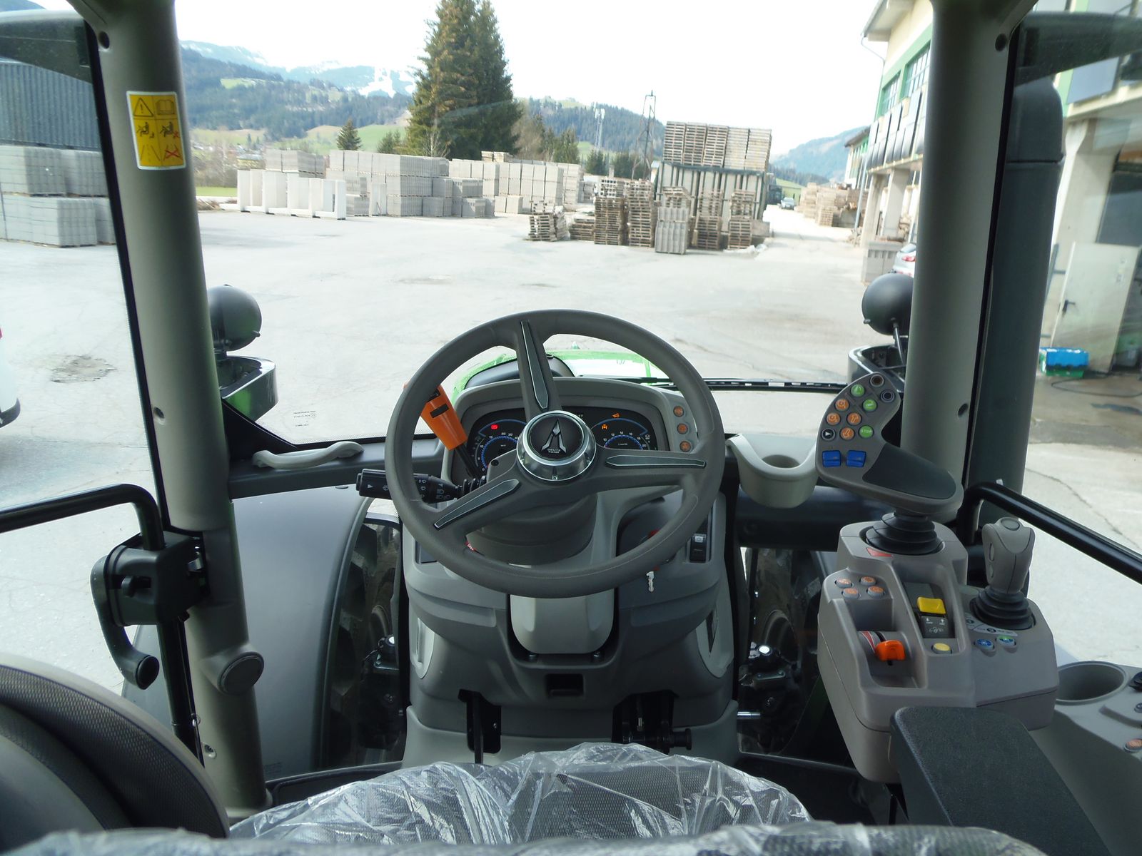 Deutz Fahr 6125 C TTV 3