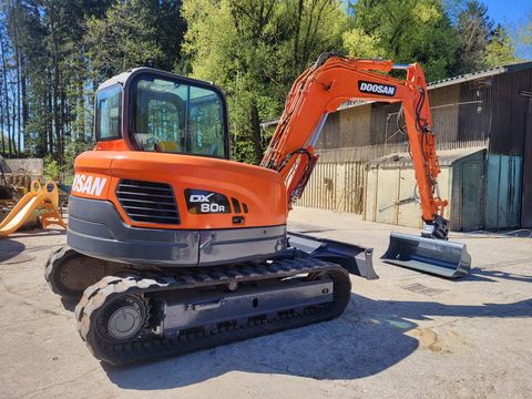 Doosan DX80R