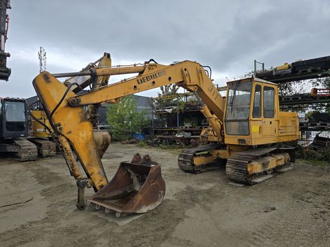 Liebherr R911C