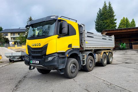 Iveco AT360XZ/HR