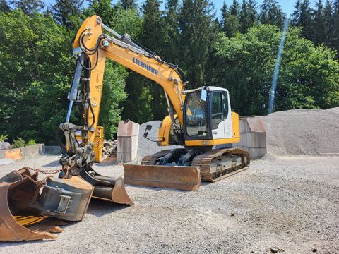 Liebherr R914 Compact S