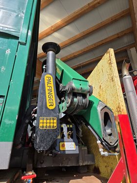 Palfinger PK 12001 EH mit Aufbau und Ladebordwand