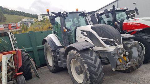 <strong>Valtra T 234 Direct</strong><br />