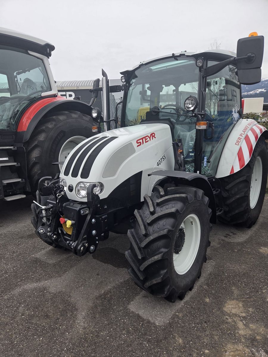 Steyr 4075 Kompakt S (Stage V) 3