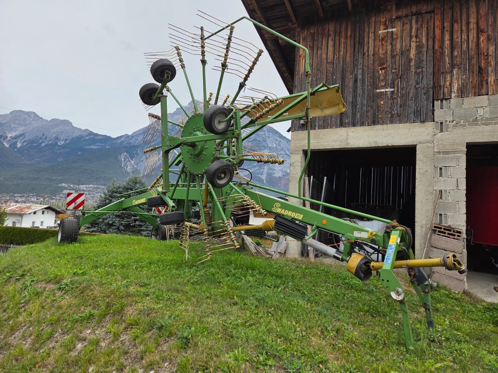 Krone Swadro 907 2
