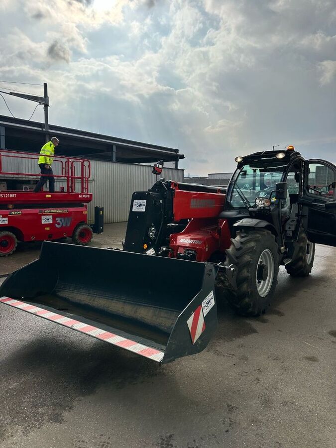 Manitou MT 1335 75D ST5 2