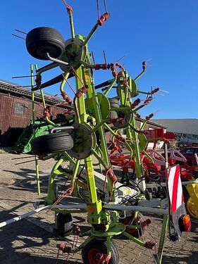 Claas VOLTO 900 3