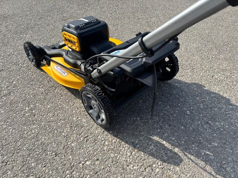 Sonstige Rasenmäher Dewalt 134