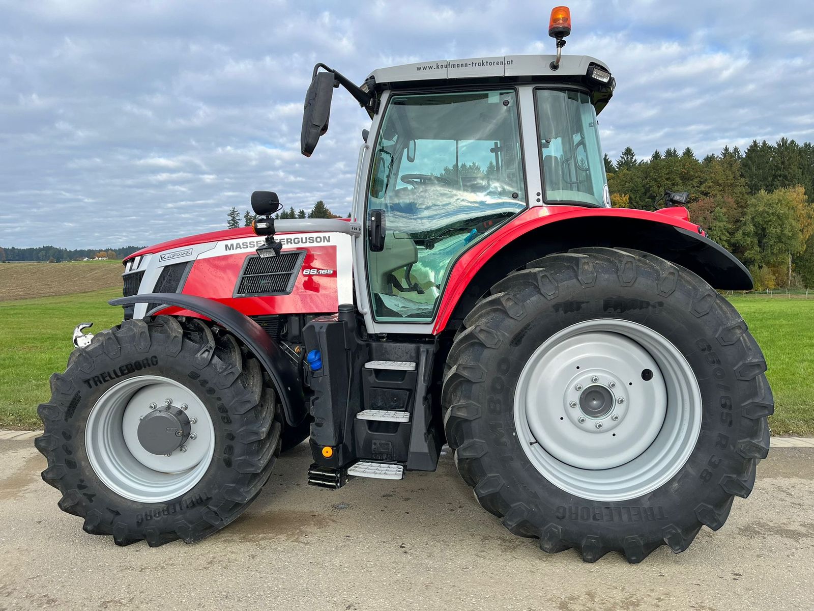 Massey Ferguson MF 6S.165 Dyna-6 Exclusive 2