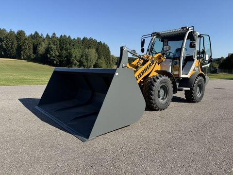 Leichtgutschaufel Liebherr/ Volvo 2,7m