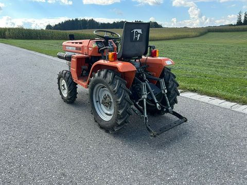 Kubota B 1200 1