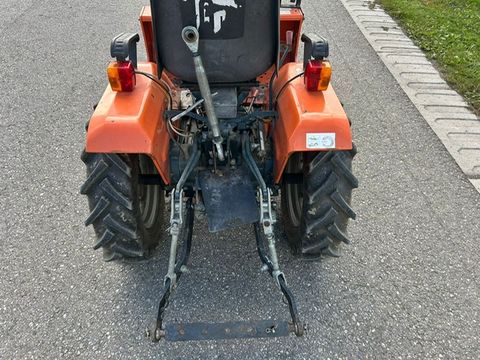 Kubota B 1200 3