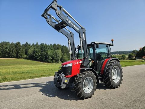 Massey Ferguson MF 4707 Basis