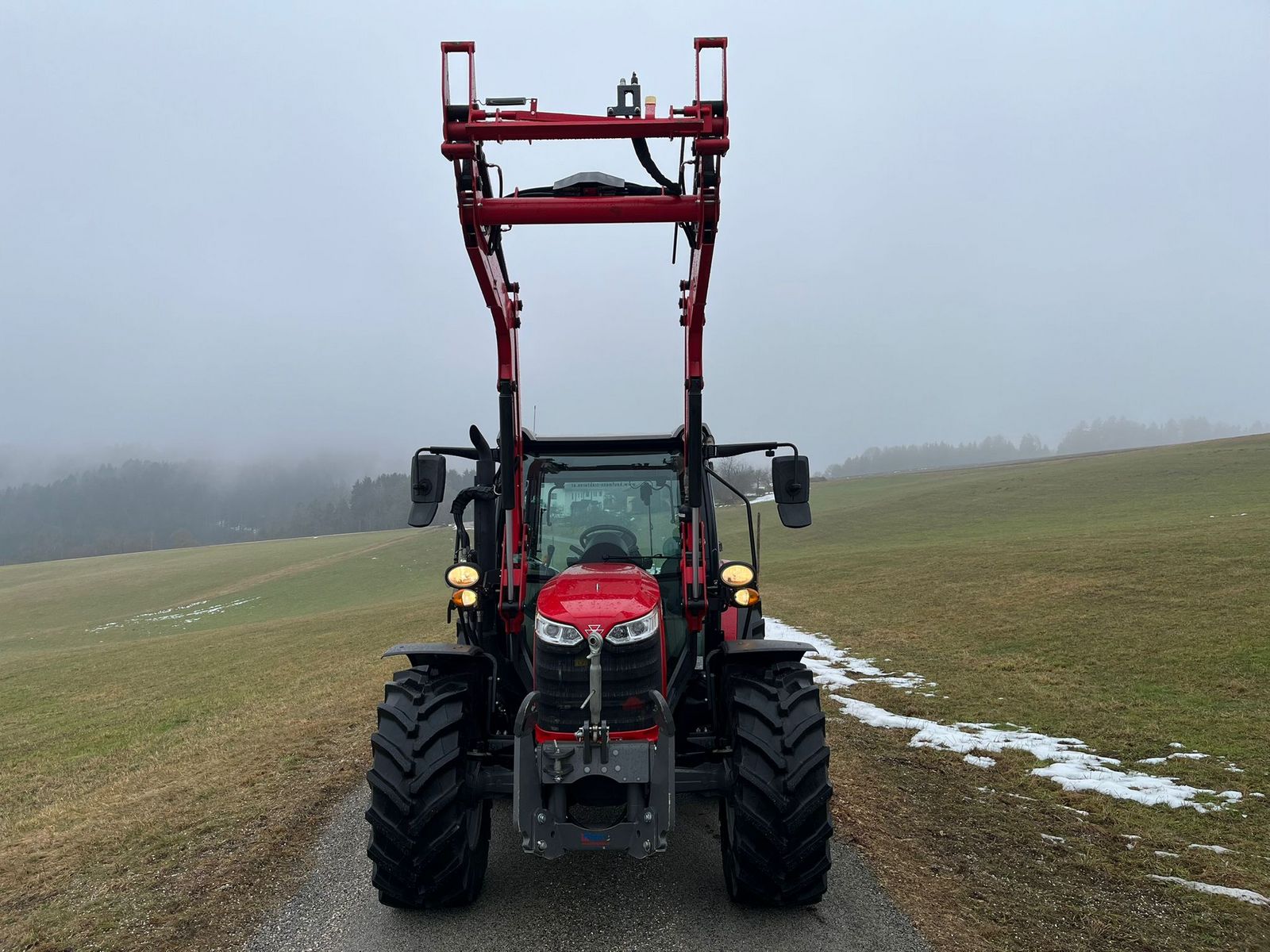 Massey Ferguson MF 4709 M Dyna-2 Kabine 2