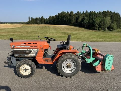 Kubota B1200