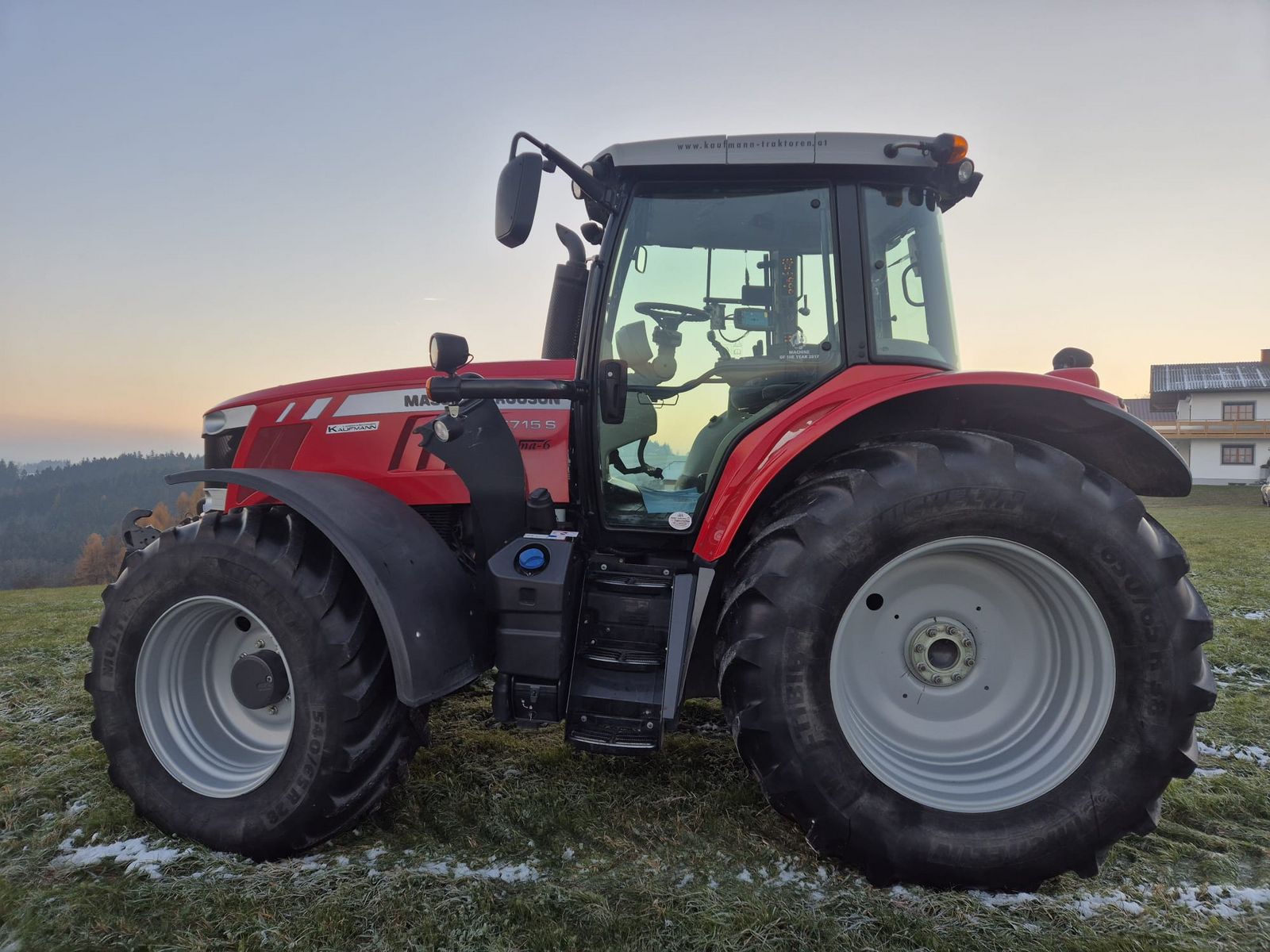 Massey Ferguson MF 6716 S Dyna-6 Efficient 2