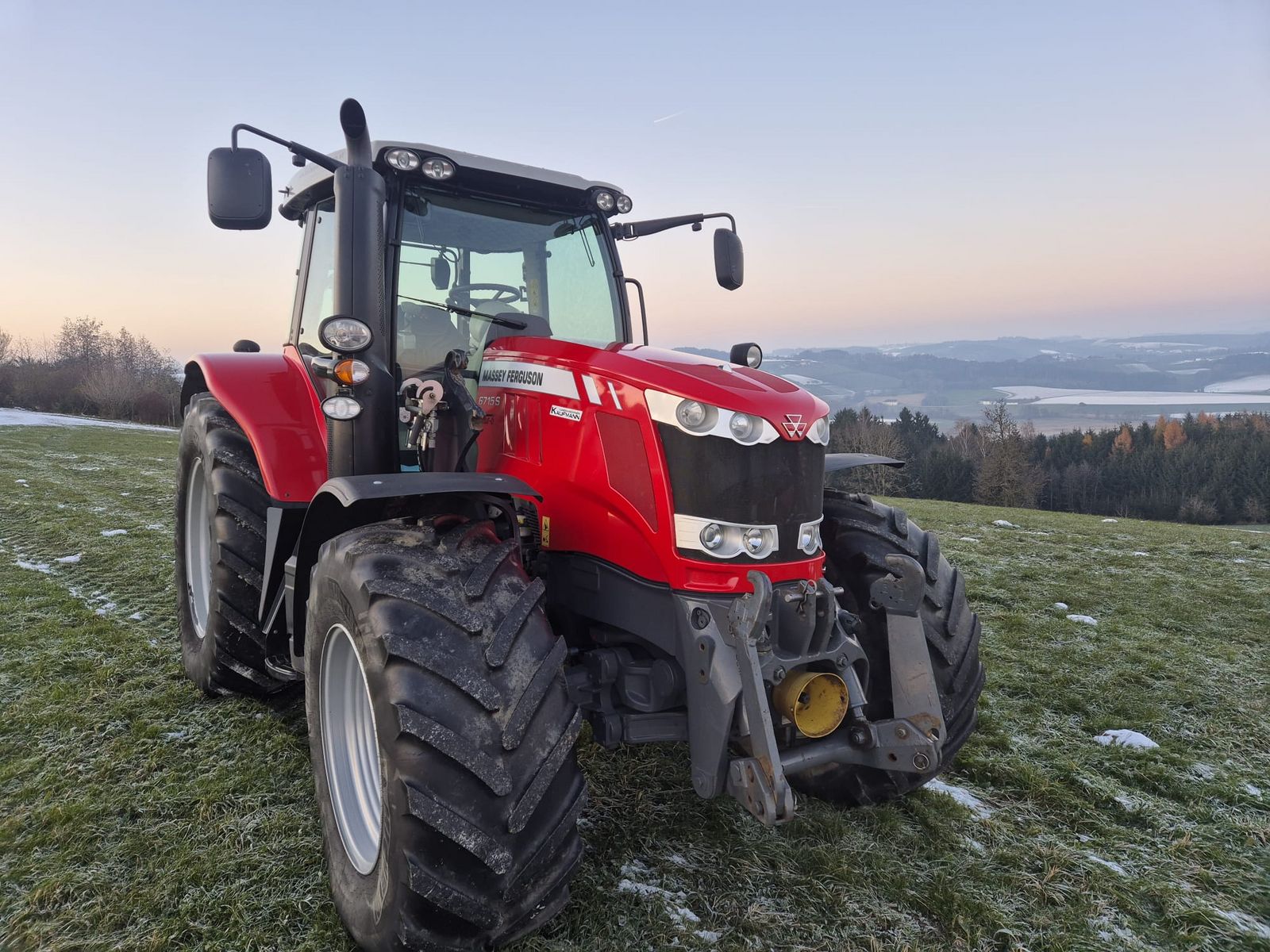 Massey Ferguson MF 6716 S Dyna-6 Efficient 3