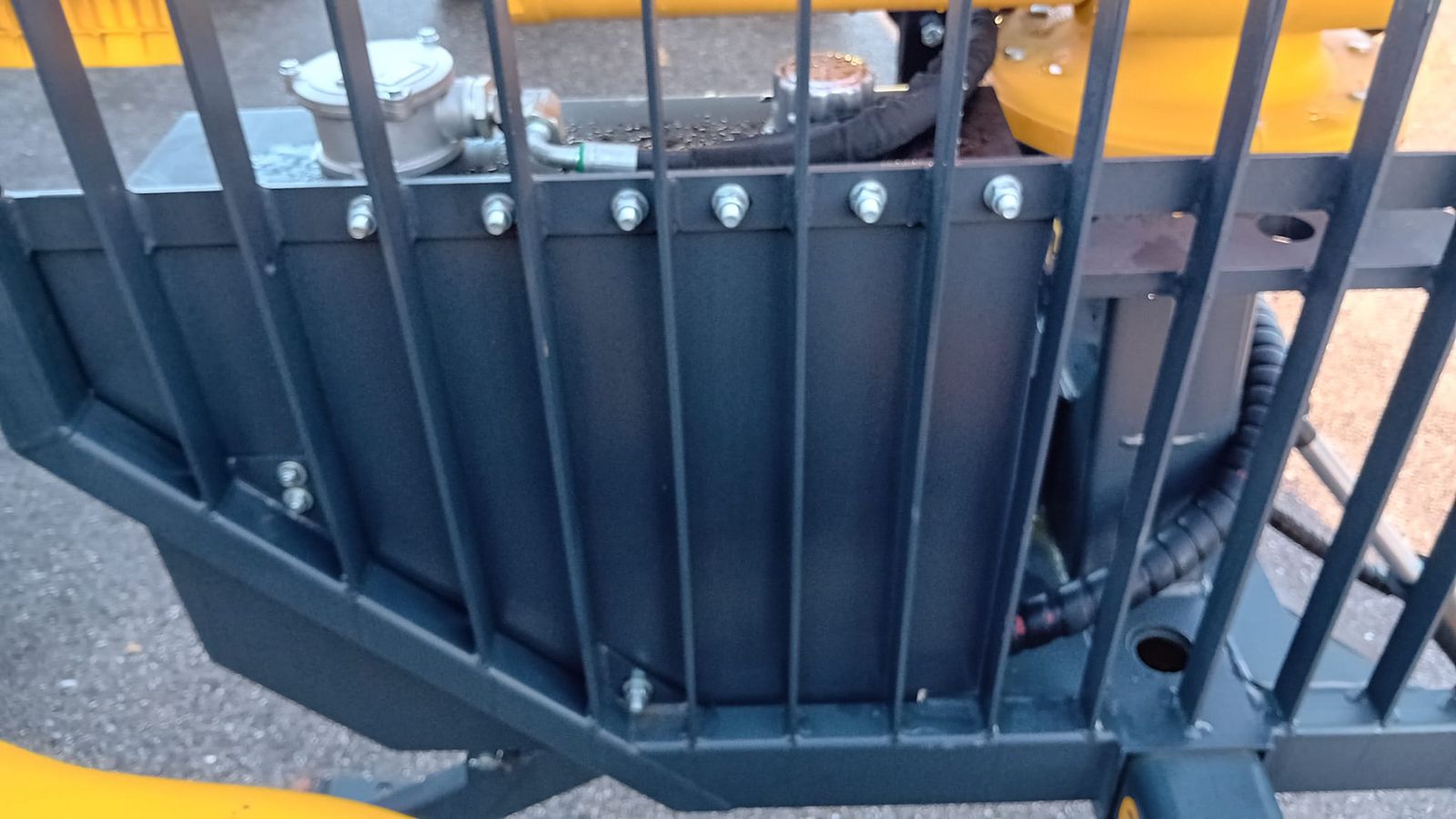 Uniforst Eigenölversorgung für Rückewagen  2