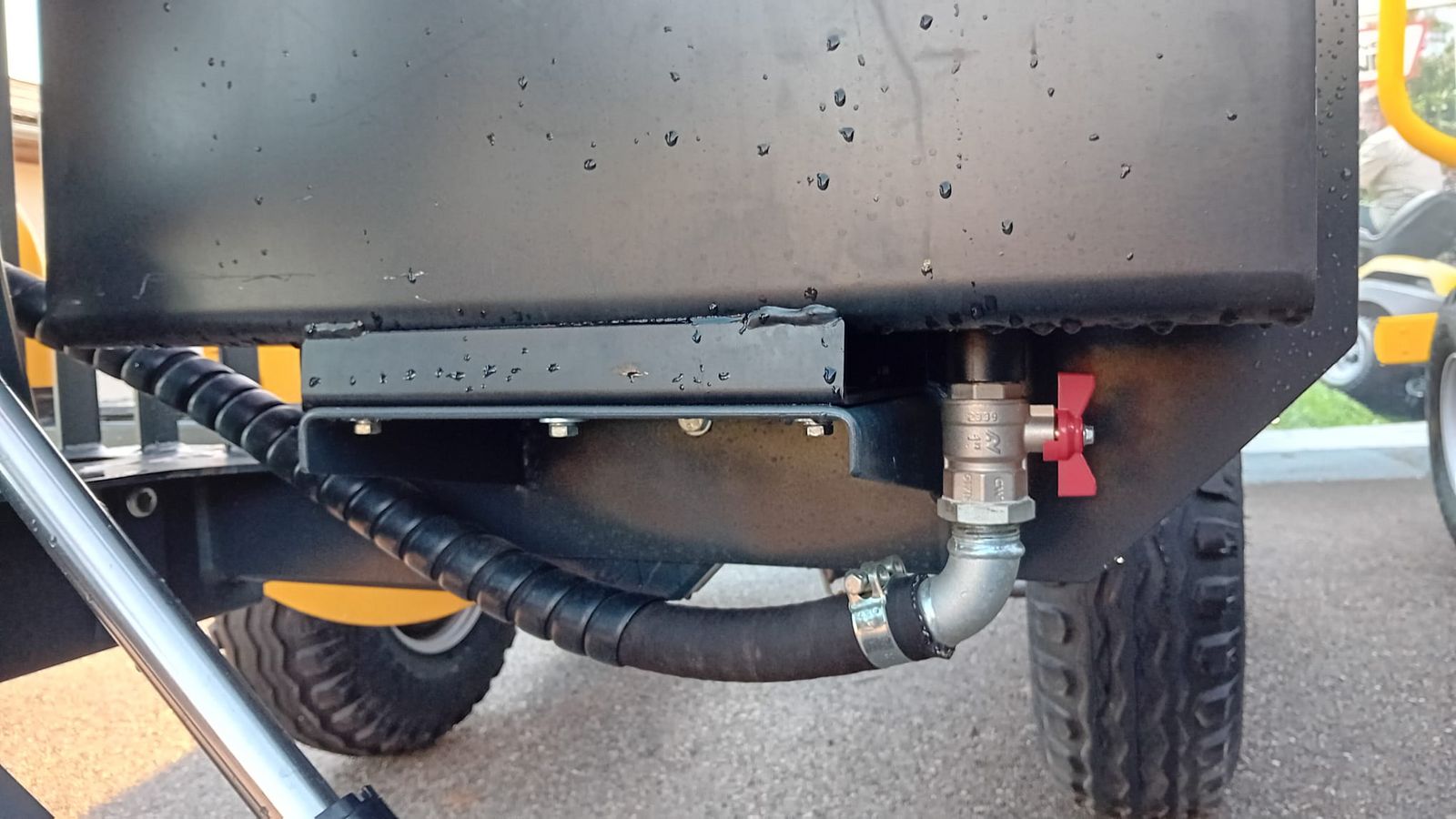 Uniforst Eigenölversorgung für Rückewagen  3