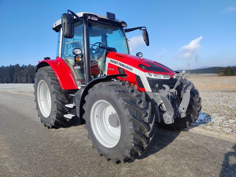 Massey Ferguson MF 5S.135 Dyna-6 Exclusive