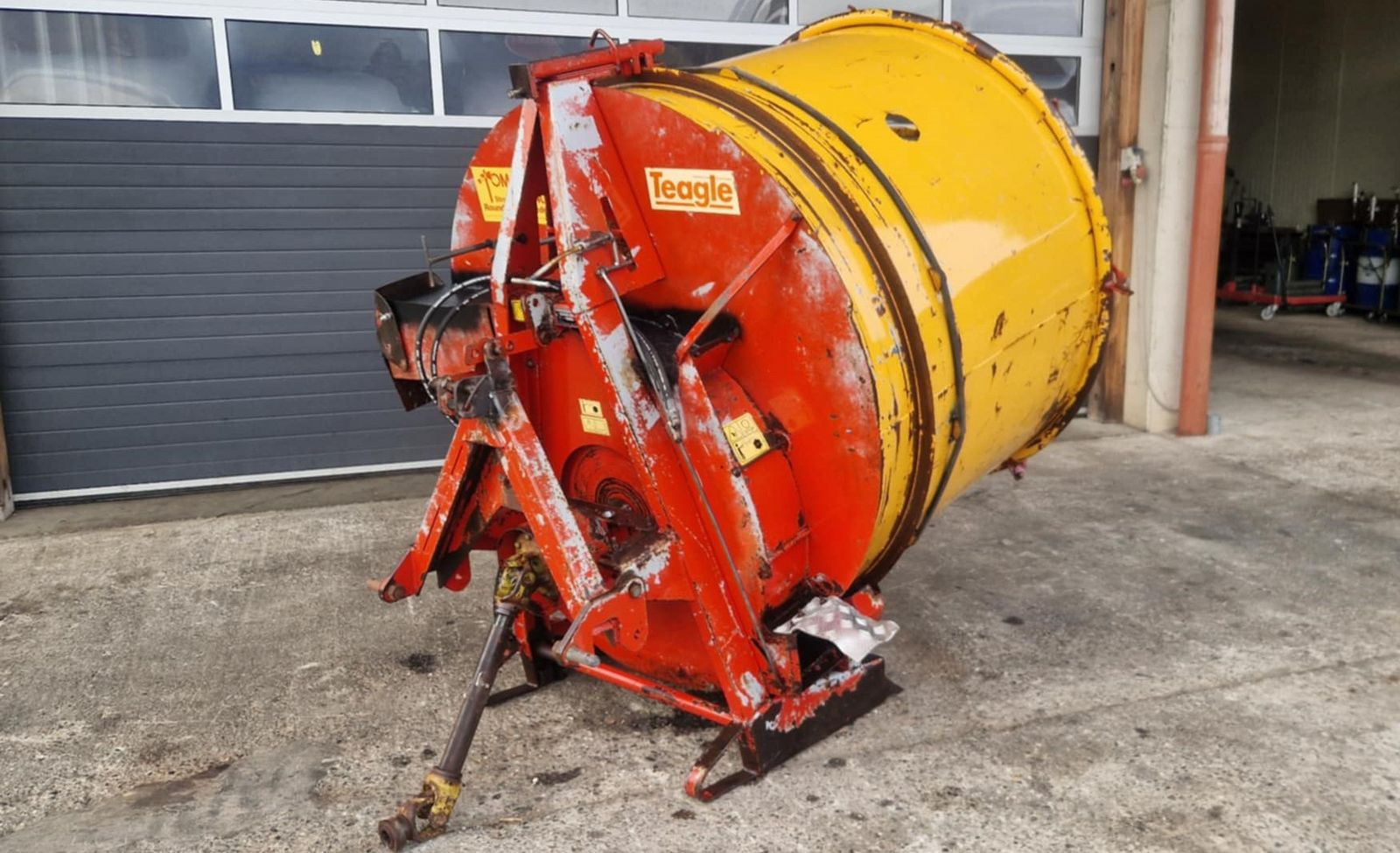 Teagle Tomahawk 404 1