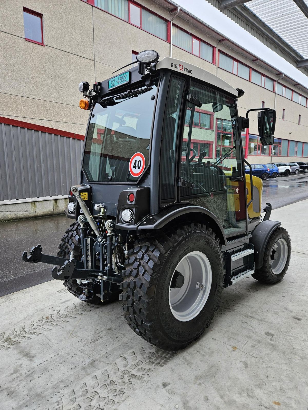 Rigi-Trac Rigitrac SKE 40  Miete Winterdienst  2