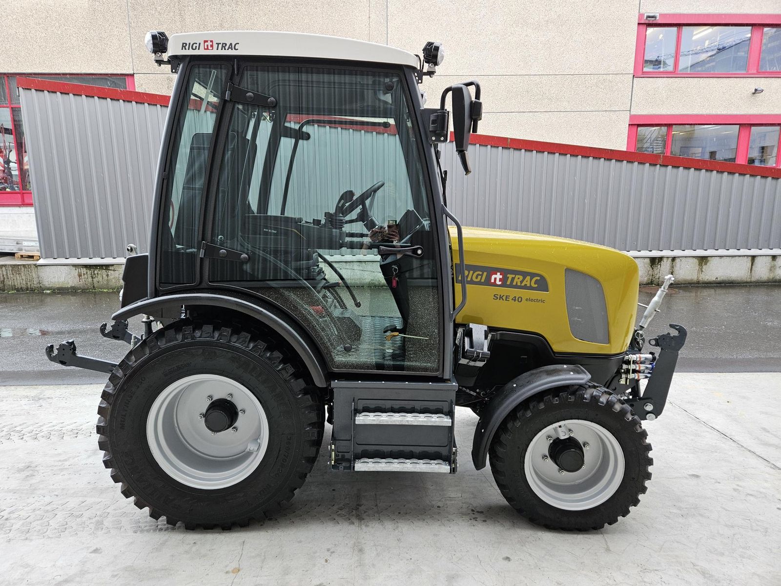 Rigi-Trac Rigitrac SKE 40  Miete Winterdienst  3