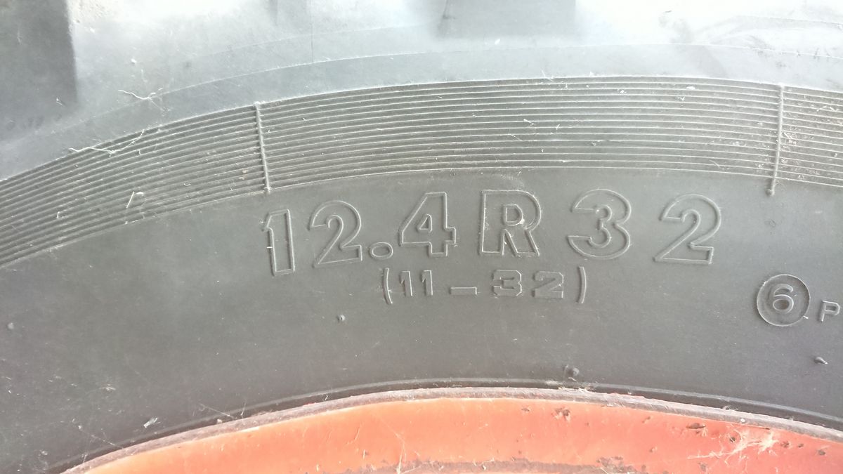 sonstige, Doppelräder 12.4R32