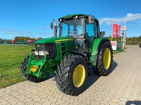 John Deere TYP:6330