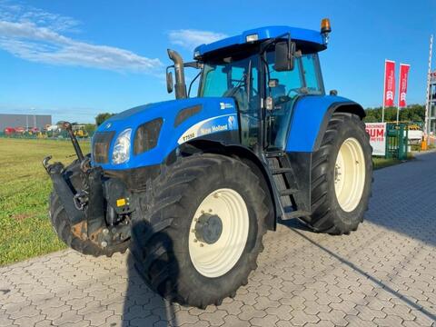 New Holland T7550 MIT FRONTZAPFWELLE