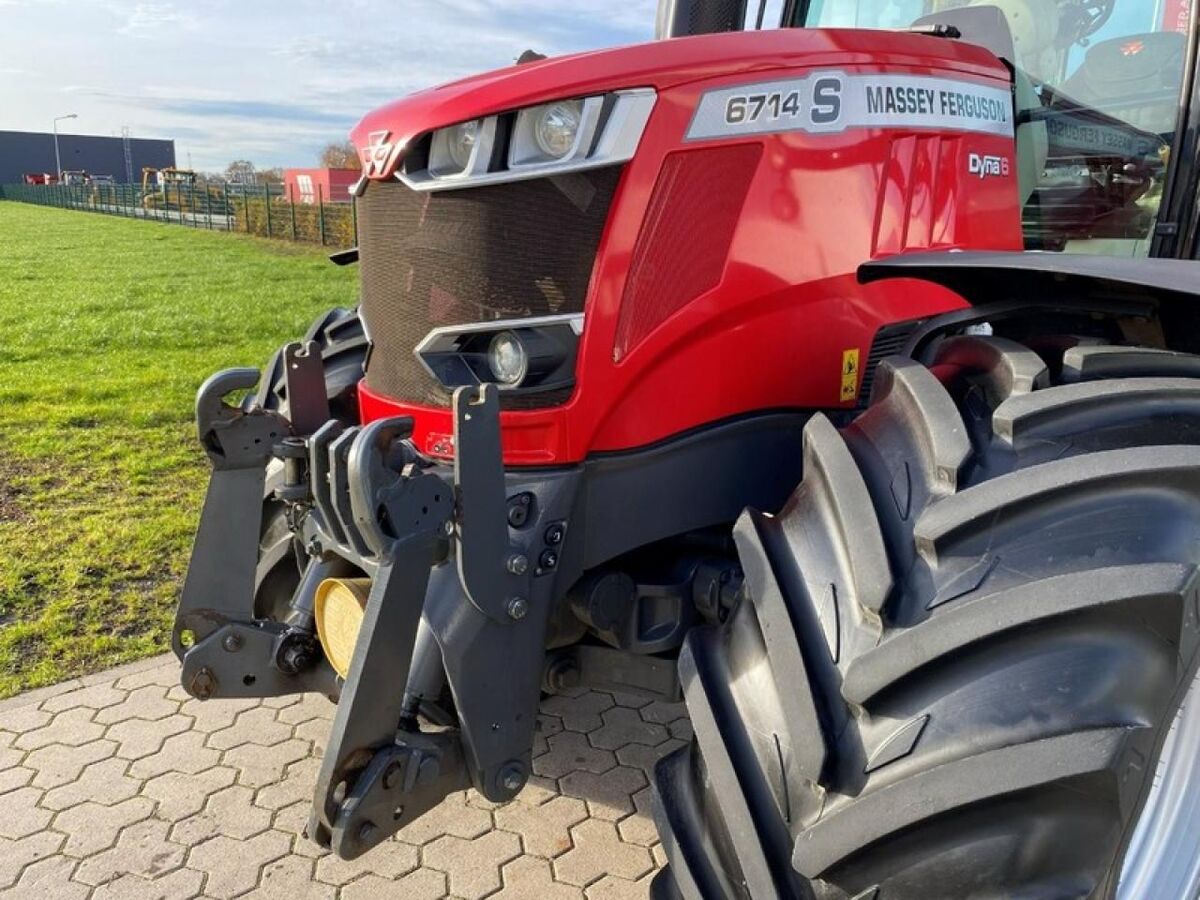 Massey Ferguson 6714S DYNA-6 MIT FZW 2