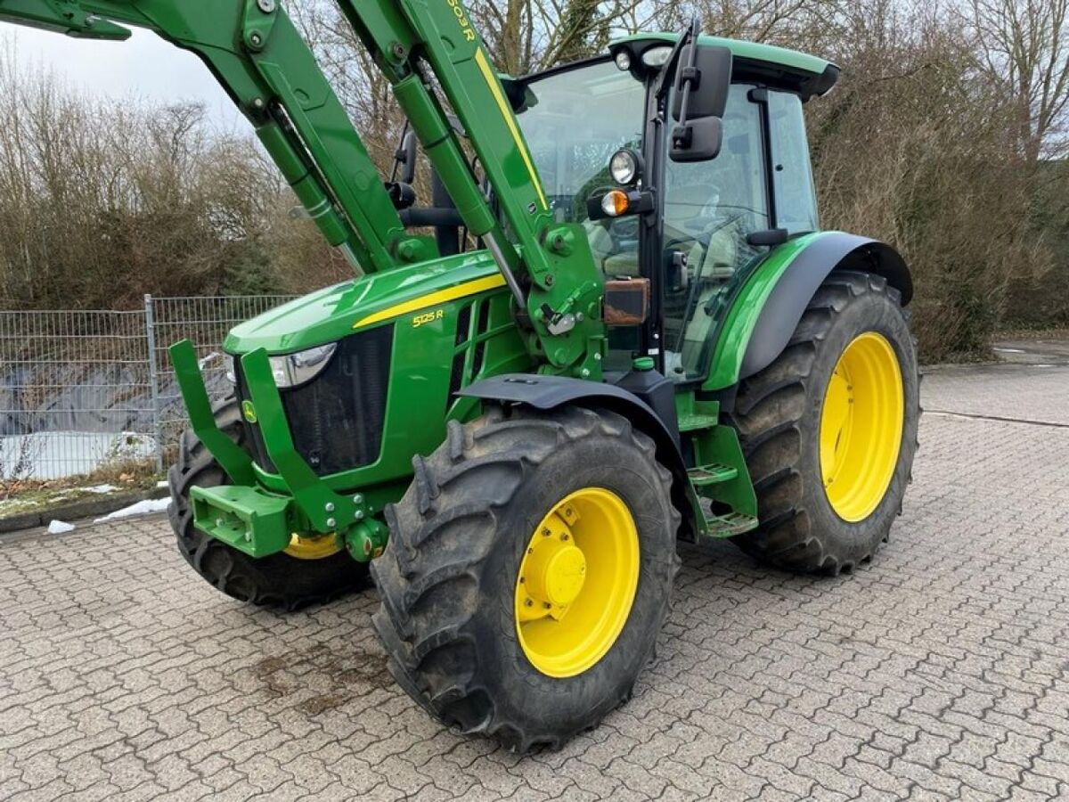 John Deere 5125R MIT FRONTLADER 2
