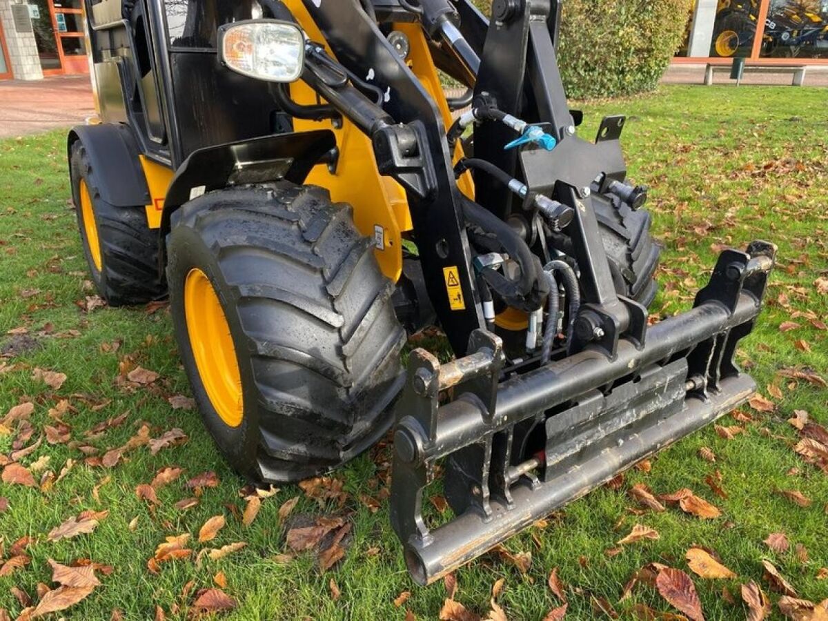 JCB 403 E AGRI HOFLADER, FÖRDERFÄHIG 2