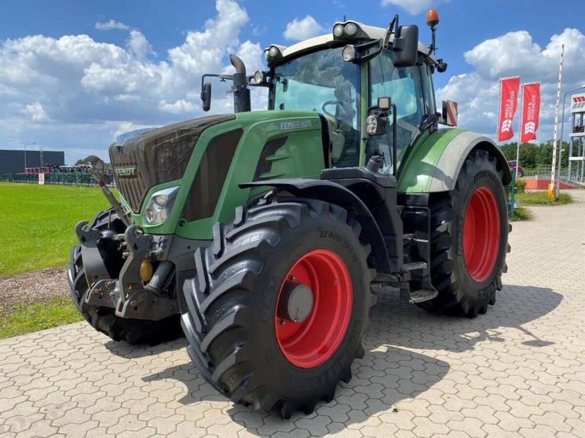 Fendt 828 PROFI PLUS GEN.4 1