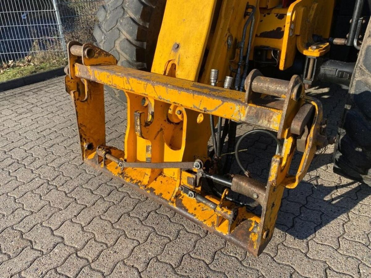 JCB 541-70 AGRI SUPER 2