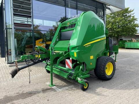 John Deere V 451 M