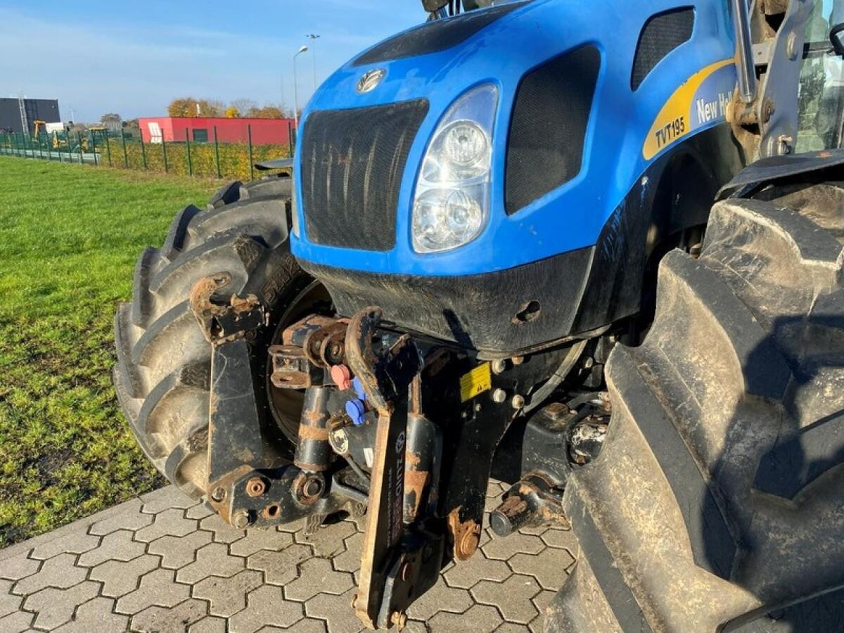 New Holland TVT 195 3