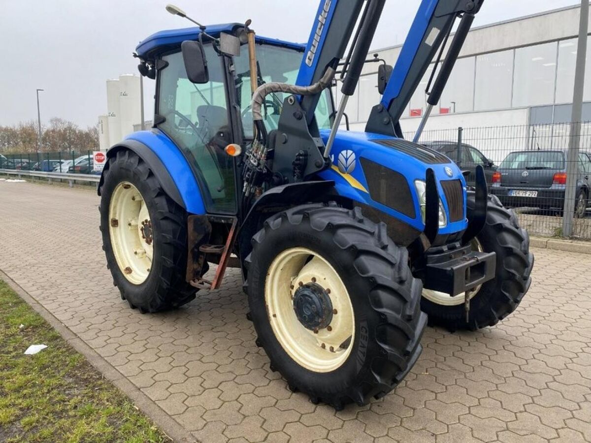 New Holland TD5.115 MIT FRONTLADER & DRUCKLUFT 3