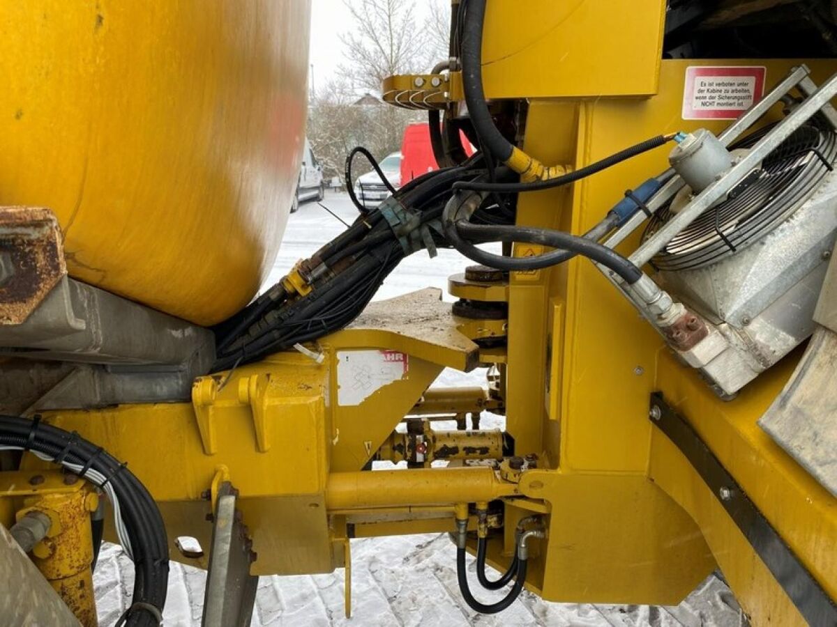 TERRA GATOR 2104 MIT BOMECH 3