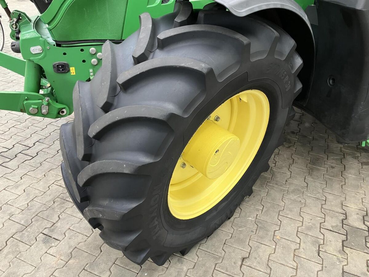 John Deere 6145R 2